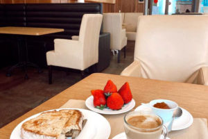 Desayuno hotel en Malpica de Bergantiños